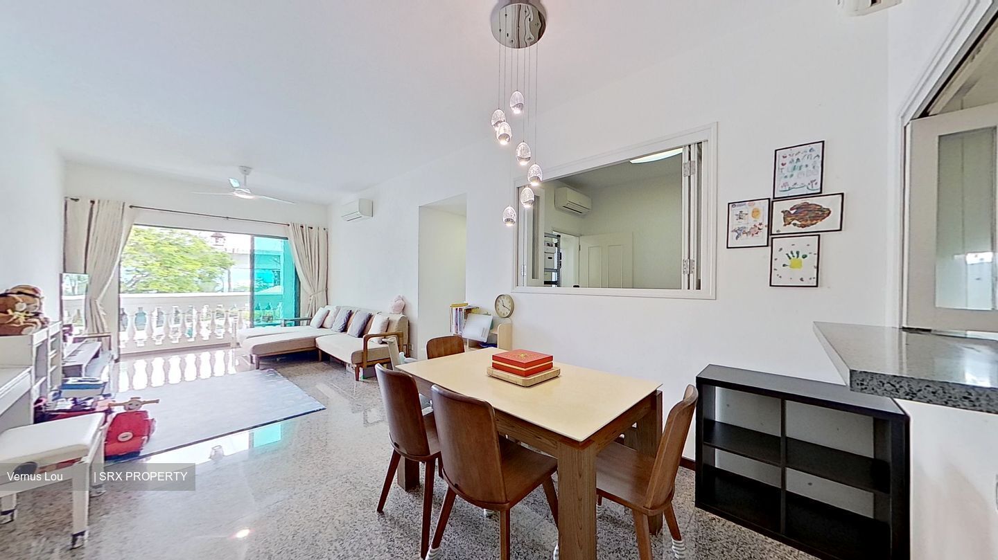 Stratford Court (D16), Condominium #400353121